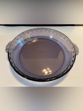 Pyrex Amethyst Glass Pie Pan with Fluted Edge and Handles